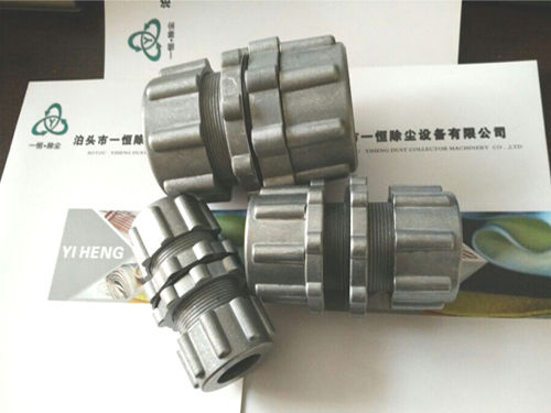 <b>箱壁連接器</b>